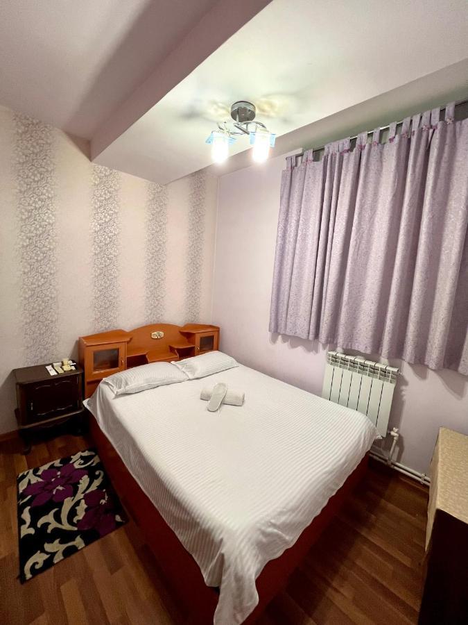 Apartment In The Centre Of Yerevan For Rent Екстериор снимка